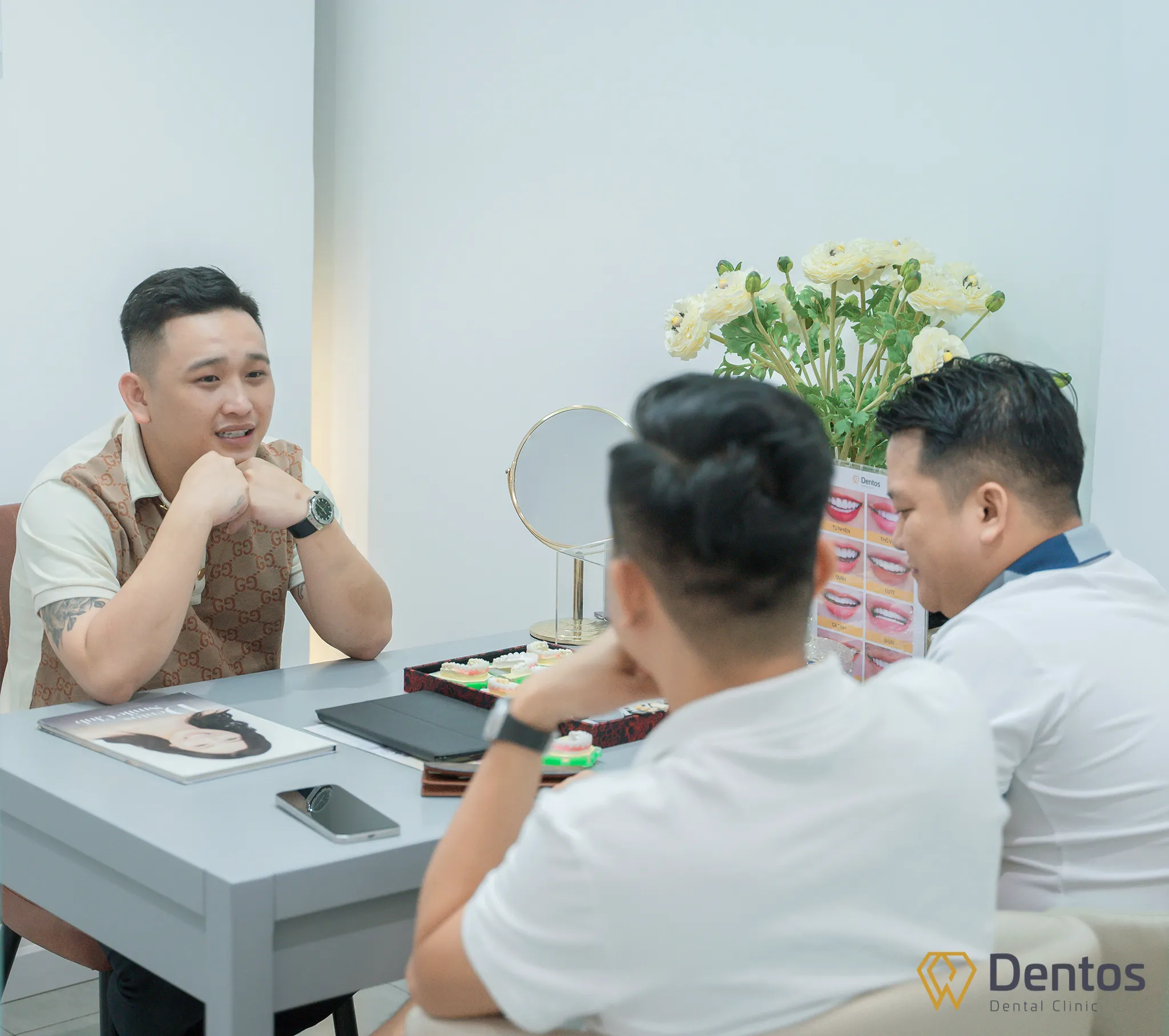 Nha khoa Dentos hỗ trợ tư vấn gói trả góp phù hợp cho từng khách hàng