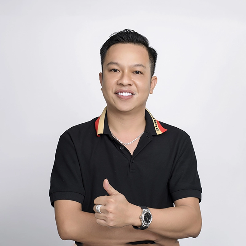 Lột xác với nụ cười sứ tại Dentos